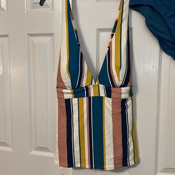 Swimsuit NWT - Picture 2 of 3